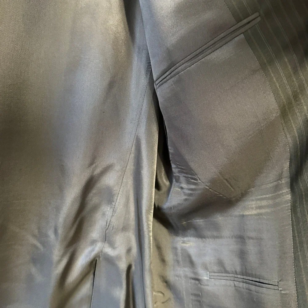 Burberry London Men's Dark Gray Pinstripe Wool Blazer 42R‎ Made in USA